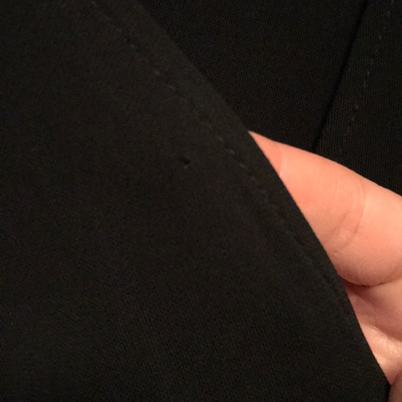 Price⬇️‼️Gorgeous DVF wrap dress - Picture 8 of 8